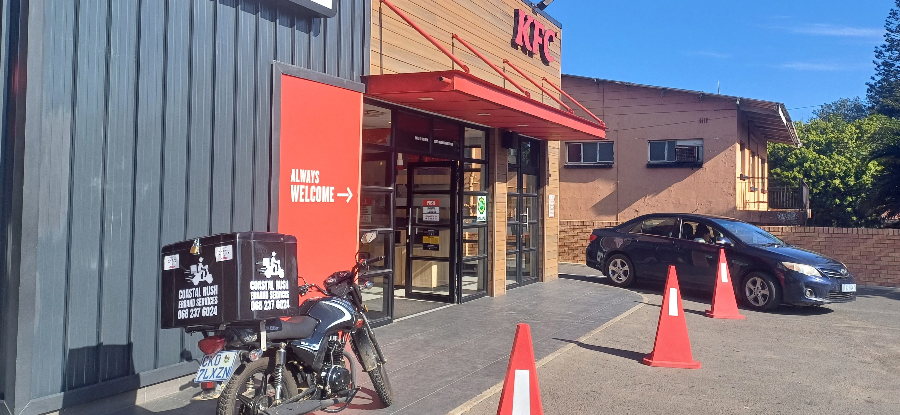 Food delivery and grocery shopping services in Scottburgh, Umzinto, Pennington - Coastal Rush professional delivery